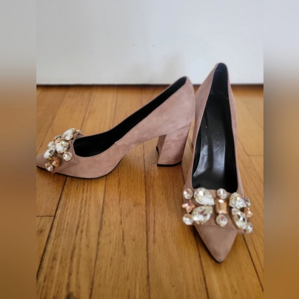 Helia leather shoes brandnew